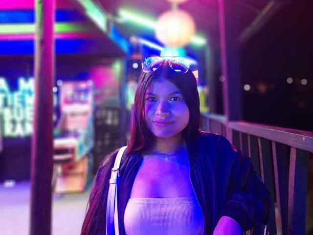 KaraMyers - Live porn &amp; sex cam - 19121714