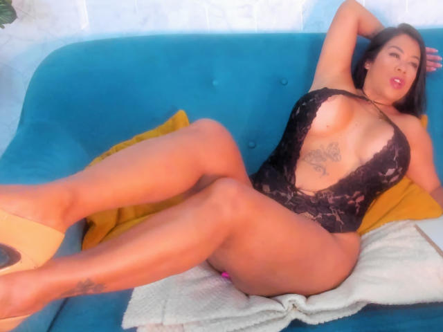 AlixLow - Live porn &amp; sex cam - 19122574