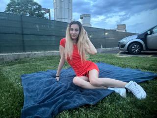 SkylarRedstone - Live porn &amp; sex cam - 19125418