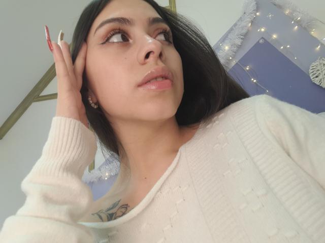 ChanelDeRosee - Porno na żywo i seks kamera - 19125506