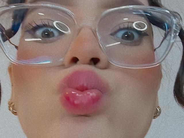 KimSummer - сексуальная веб-камера в реальном времени - 19126234