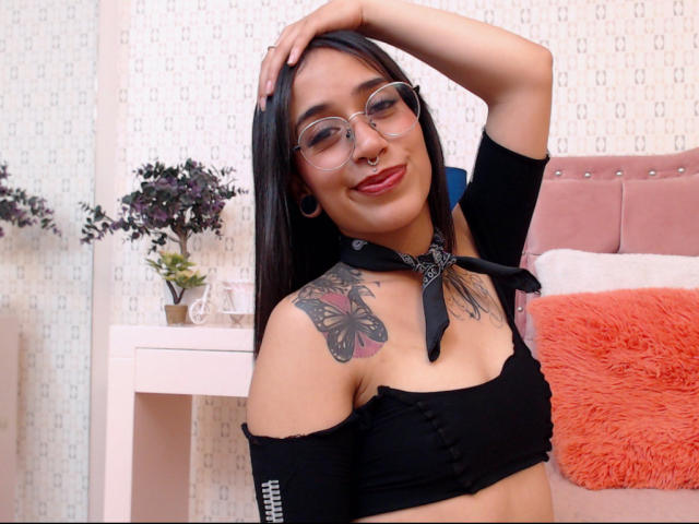 ZaraJoy - Live porn &amp; sex cam - 19127670