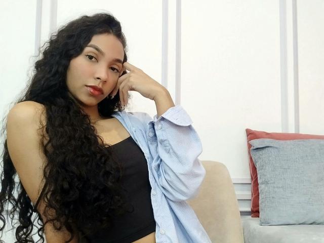 DaniEvans - Sexe cam en vivo - 19129330