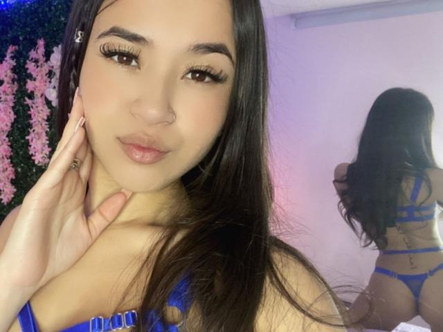 AngelynDupont - Live Sex Cam - 19130194