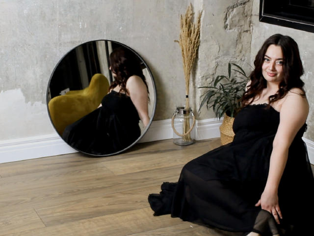 MilanaPrice - Live Sex Cam - 19132570