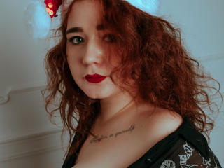 TrisHared - сексуальная веб-камера в реальном времени - 19132874