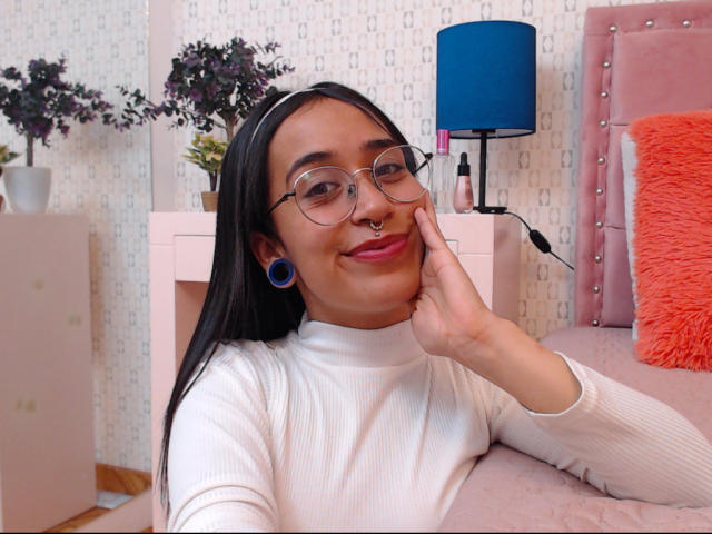 ZaraJoy - Live sex cam - 19135374