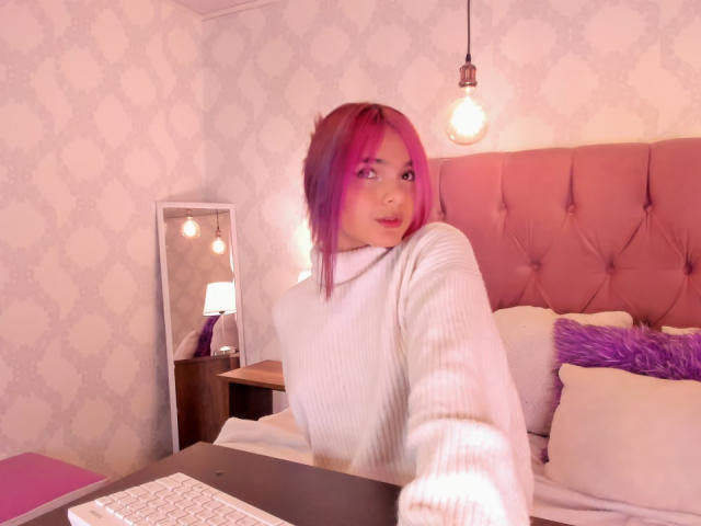 EmilieXGray - Live sexe cam - 19135698