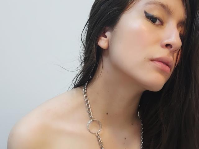 VioletRoogers - Live porn &amp; sex cam - 19135862