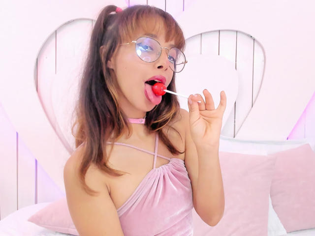 LilyLille - Live porn &amp; sex cam - 19144530
