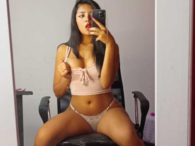 MartinaLopez - сексуальная веб-камера в реальном времени - 19147382