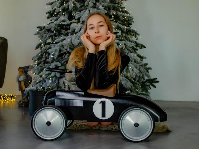 SoniaFugors - Live porn &amp; sex cam - 19147594