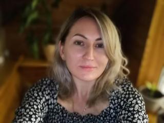 FantasyAlison - Live porn &amp; sex cam - 19148558