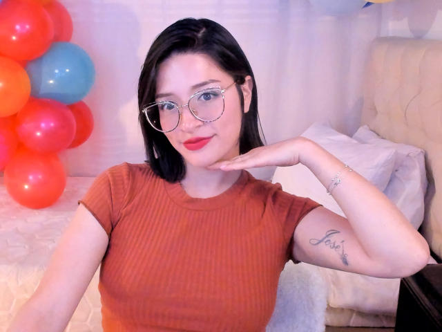 LeviGold - Camera khiêu dâm &amp; quyến rũ trực tiếp - 19150050
