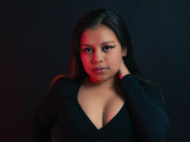 EmiNovely - Live porn &amp; sex cam - 19150686
