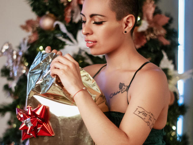 MissKatalina - сексуальная веб-камера в реальном времени - 19152066