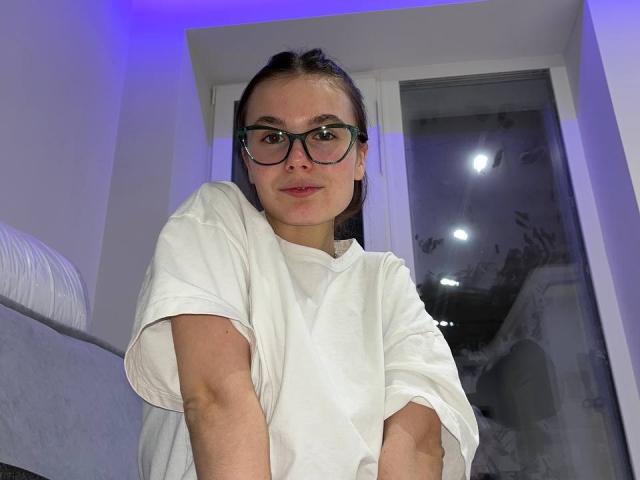 MiracleGini - Live Sex Cam - 19154086