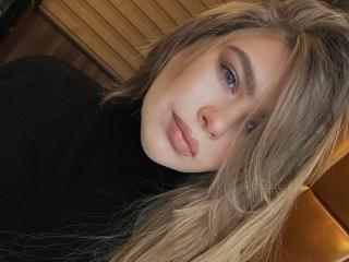 IreneFortune - Live porn &amp; sex cam - 19159434