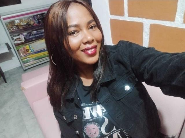 EmiraHot - Sexe cam en vivo - 19161110