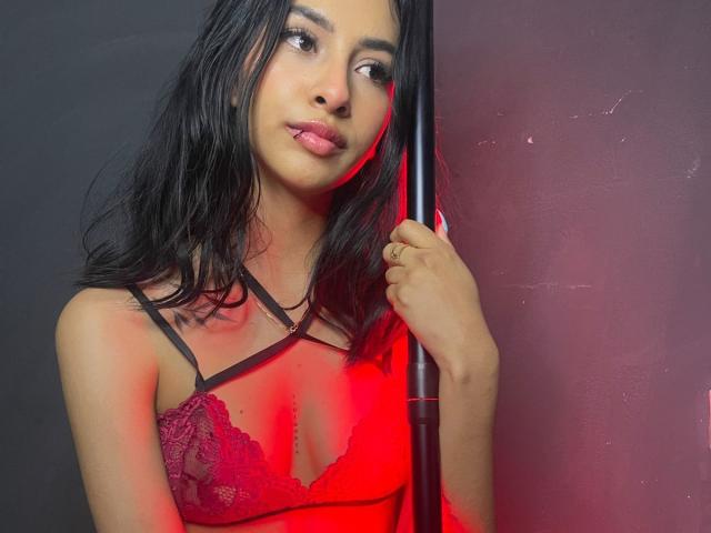 ViolettaBrown - Live porn &amp; sex cam - 19161182