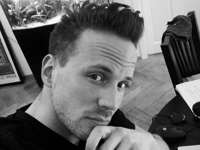 Byllie - сексуальная веб-камера в реальном времени - 19163906