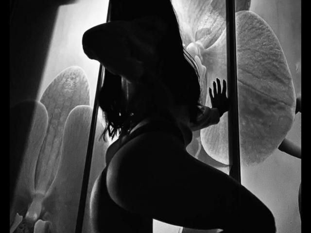 LiyaStar - Live Sex Cam - 19171862