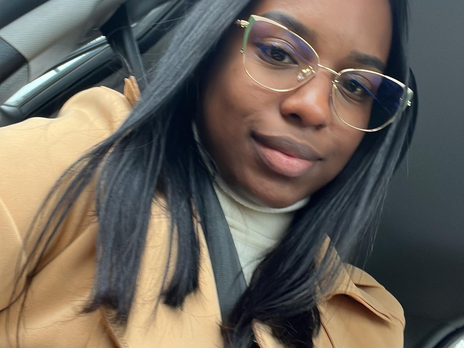 GiannaHelmets - сексуальная веб-камера в реальном времени - 19172386