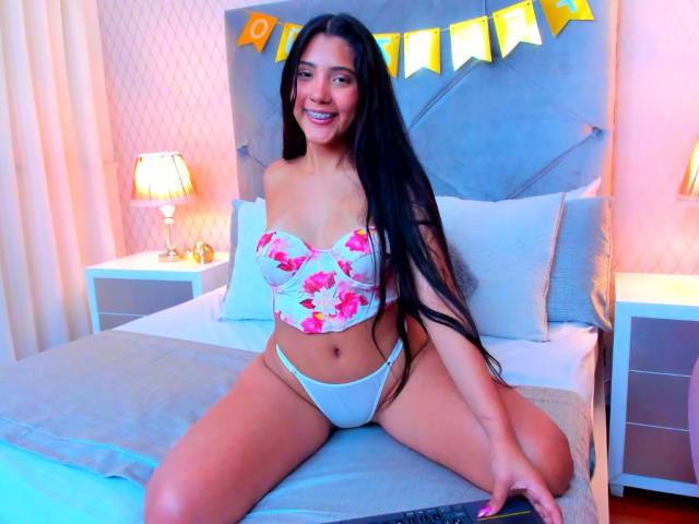 AlexaRossi - Live porn &amp; sex cam - 19176970