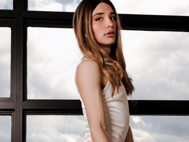 MissAntonella69 - Sexe cam en vivo - 19179458