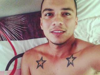 EmilianoVerga - Sexe cam en vivo - 19179566