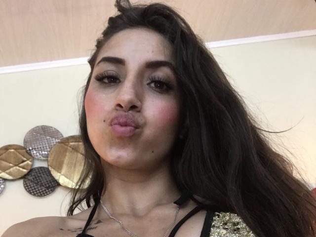 PaulettSmith - Live porn &amp; sex cam - 19180986