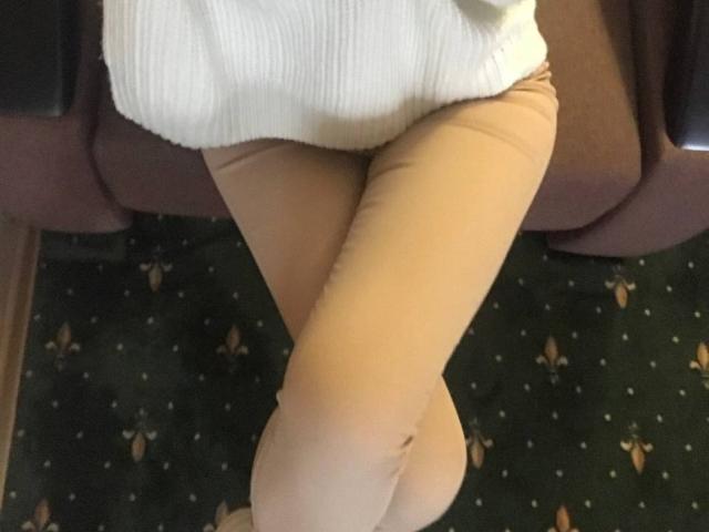 Fellinia - Live porn &amp; sex cam - 19185038