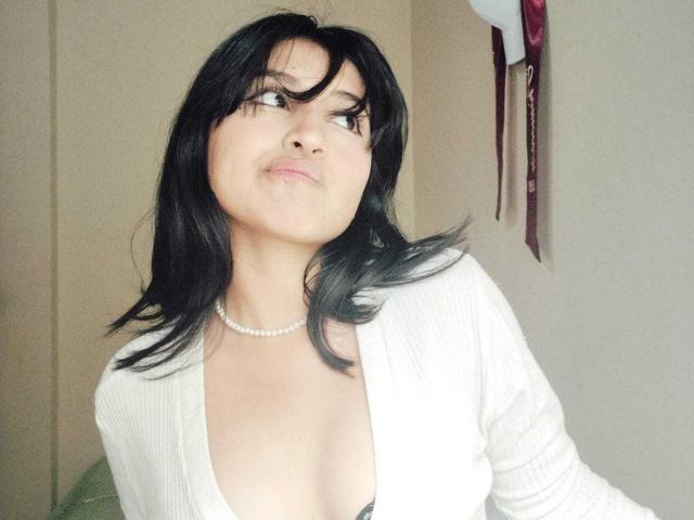 DaphnieEvans69 - Live porn &amp; sex cam - 19186686