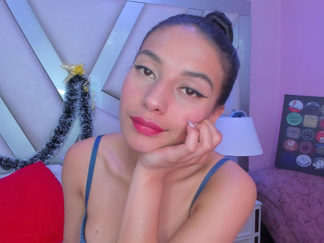 ChelseaBleiz - Live porn &amp; sex cam - 19189366