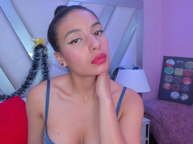 ChelseaBleiz - Live porn &amp; sex cam - 19189370