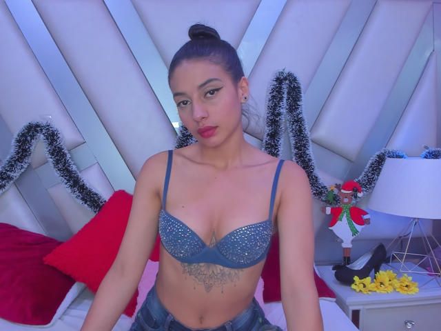 ChelseaBleiz - Live porn &amp; sex cam - 19189786