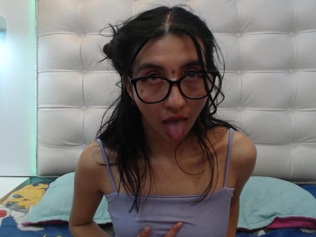 AlishaJames - Live sex cam - 19190762