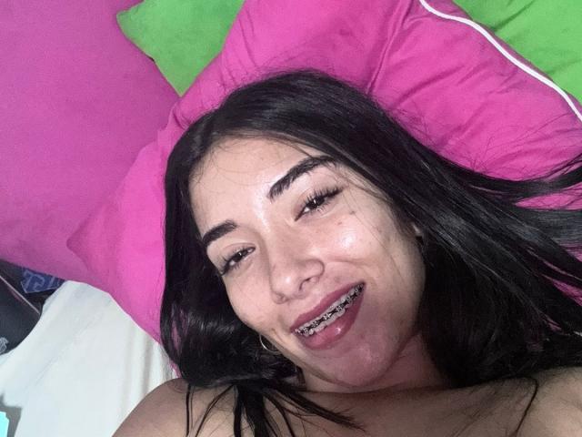 SharonKlart - Live porn &amp; sex cam - 19192750