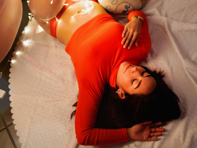 AbbieStones - Porno na żywo i seks kamera - 19197866