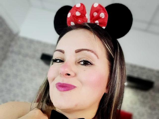 AndreeaBigBoobs - Live porno og sexkamera - 19198330