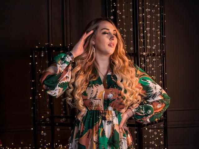 KaleyReed - Live porn &amp; sex cam - 19200130