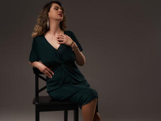 AmaliaSwanson - сексуальная веб-камера в реальном времени - 19203678