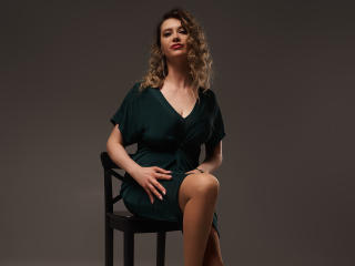 AmaliaSwanson - Live porn &amp; sex cam - 19203682