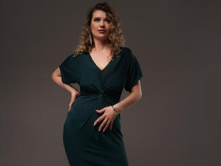 AmaliaSwanson - Live porn &amp; sex cam - 19203686