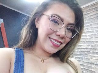 RebeccaSimmons - Live sex cam - 19204998