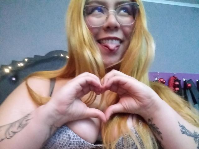 RebeccaSimmons - Camera khiêu dâm &amp; quyến rũ trực tiếp - 19205046