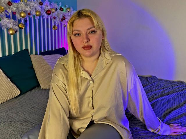 SweetyJennifer - Live porn &amp; sex cam - 19211314