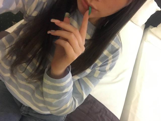 Fellinia - Camera khiêu dâm &amp; quyến rũ trực tiếp - 19211494