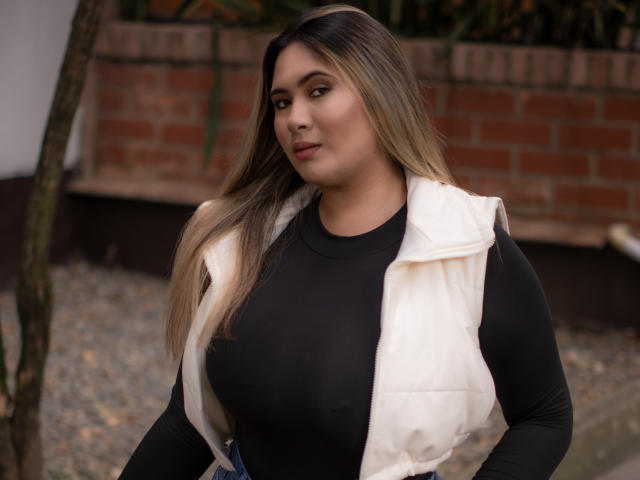 AlysonMyers - сексуальная веб-камера в реальном времени - 19212122