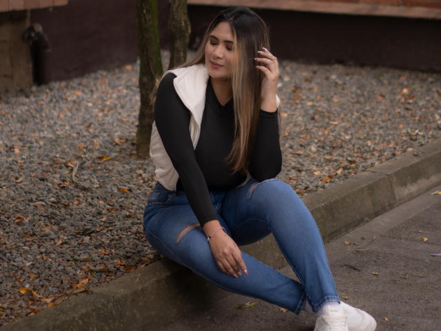 AlysonMyers - Sexe cam en vivo - 19212130